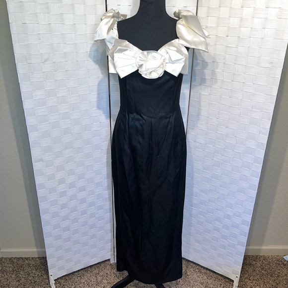 Gunne Sax Dresses & Skirts - Gunne Sax Jessica McClintock Vintage Black White Satin Bow Pencil Gown 11/12